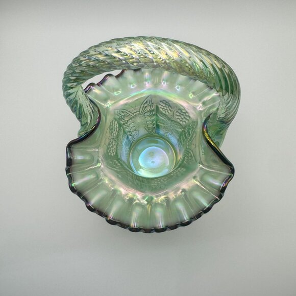 Fenton Butterfly and Berry basket - Picture 7 of 11